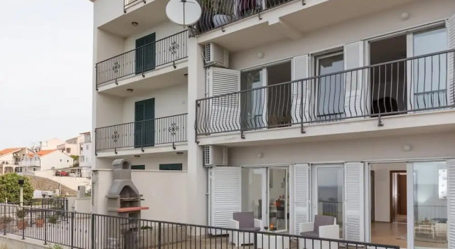 Apartment Manuela, Забронировать Апартаменты/квартира Отели Цавтат с парковкой, рядом с Пляж Банац, Парковка