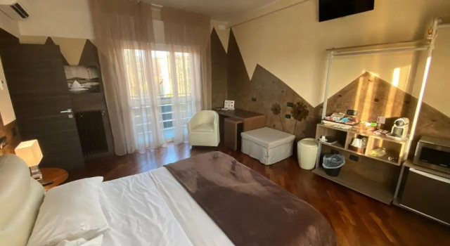 Люкс B2In Suite & Office
