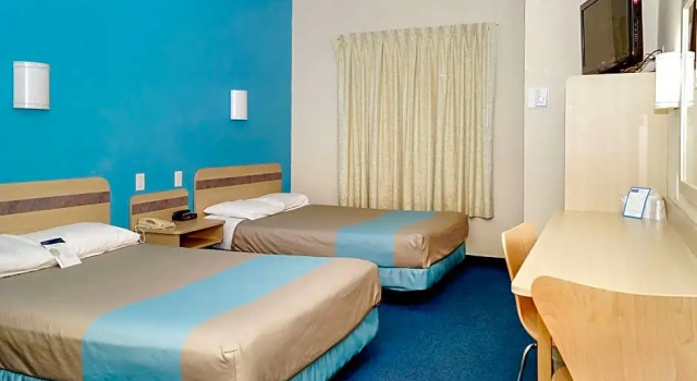 Номер Deluxe Motel 6-Peterborough, ON