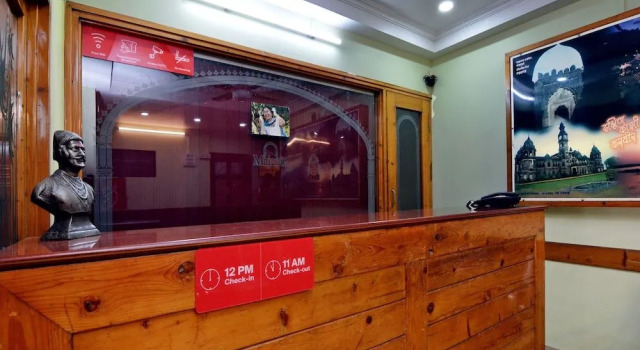 OYO Flagship 22643 Hotel Majestic Deluxe Lodging