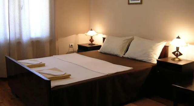 Guest Rooms Zelenka, Reservar Casa de hóspedes Elena Gabrovo