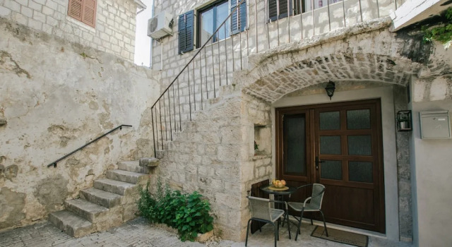 Apartment Dajana, near the beach