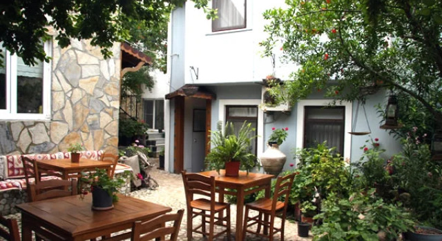 Bozcaada Adonis Konukevi