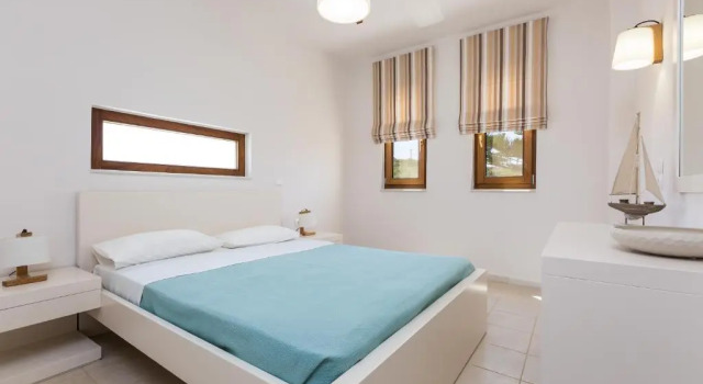 Mikro Livadi Special Lodges