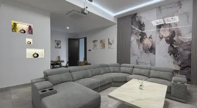 Kempas JB Landed Marble Haven Villa 14pax Karaoke, Varaa Villa Hotellit Johor pysäköinnillä, Pysäköinti