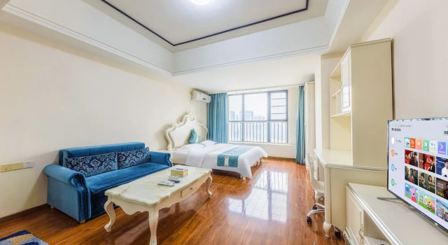 Номер Luxury Home Inn Huayi Apartment