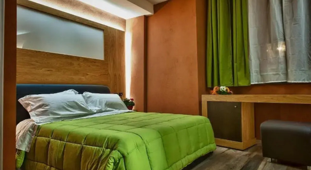 Двухместный номер Superior с балконом и с видом на город Hotel Angioino & Spa