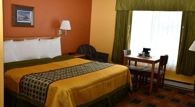 Regency Inn & Suites Faribault, Varaa Hotelli Hotellit Minnesota pysäköinnillä, Pysäköinti