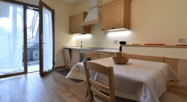 Apartment Comfort-2 by Interhome, Buchen Sie Ferienwohnung Idro 