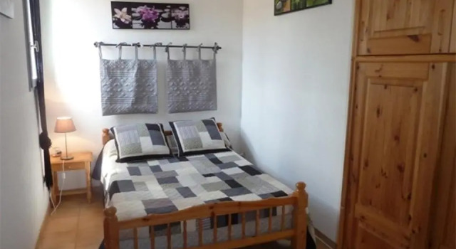 300m de la plage, adorable maison sud 2 chambres 5 couchages terrasse ombragée parking LRHP14