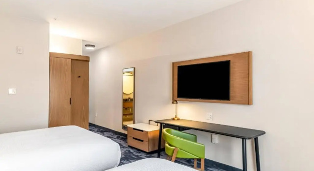 Четырёхместный номер Standard Fairfield Inn & Suites by Marriott Gainesville I-35