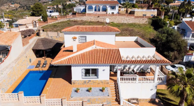 House La sirena Benajarafe, Varaa Hotelli Benajarafe Axarquía