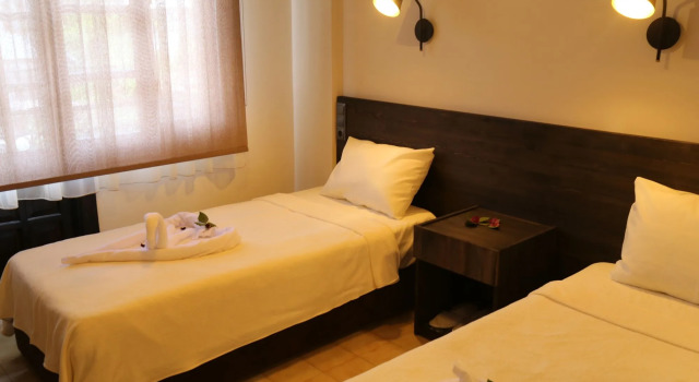 Derin Luxury Hotel