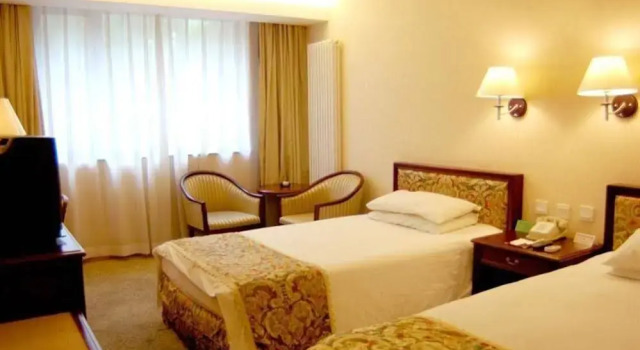 Beijing Capital Xindadu Hotel, Забронировать Отель Сичэн Пекин, рядом с Станция метро Baishiqiao South