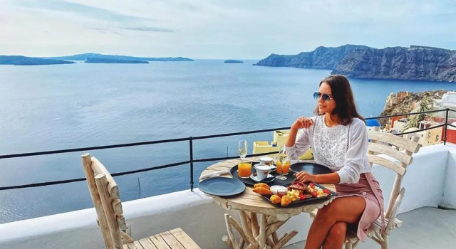 Люкс Kaleidoscope Oia Suites