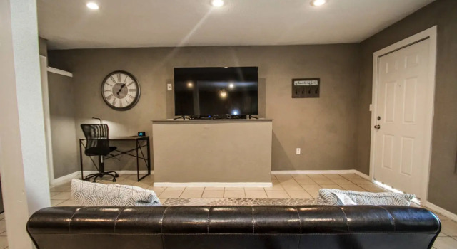 Florida #A St Near Downtown Guest House, Book Pension Gæstehuse i Bexar County, Pension
