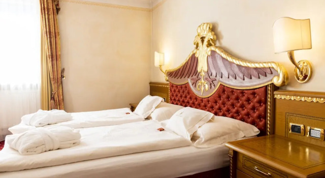 Двухместный номер Deluxe c 1 комнатой с балконом Cityhotel Goldener Adler B&B
