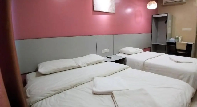 Трёхместный номер Deluxe Hotel Jelai Temerloh