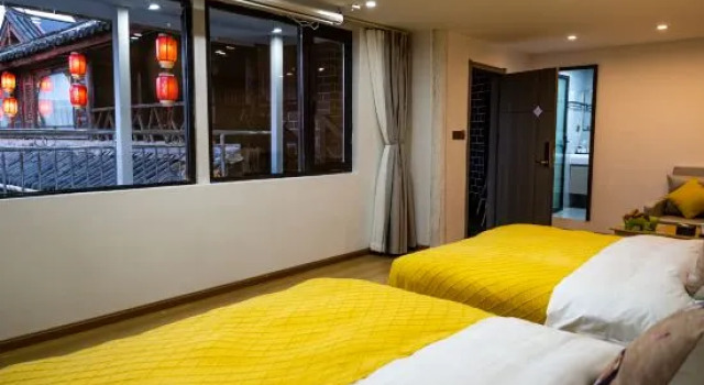 Люкс Deluxe Old Town of Lijiang Big Waterwheel · Yimeng Chenfeng Rizhao Jinshan Snow Mountain Scenic Inn