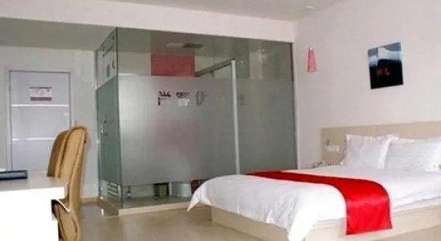 Двухместный номер Standard Thank Inn Plus Hotel Taizhou Dainan Tuanjie Road