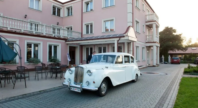 Hotel Arkadia Royal, Buchen Sie Hotel Wawer Warschau