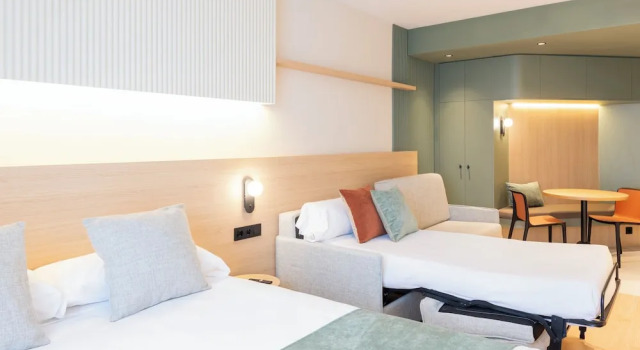 Трёхместный номер Superior Aparthotel Atenea Calabria