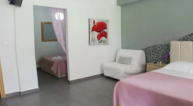 Апартаменты Efrosini Hotel Apartments & Studios