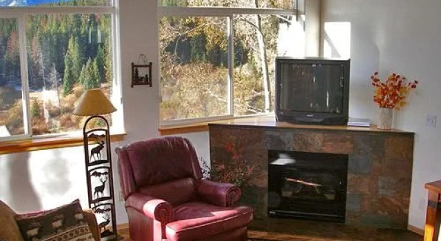 Silverthorne Townhome Nightly Rentals, Rezerwuj Hotel Hotele w Vail Ski z parkingiem, Parking