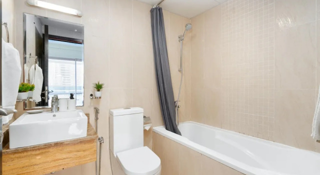 SuperHost - Gorgeous Apartment in JLT Near the Metro Station, Забронировать Апартаменты/квартира Башни Джумейра Лейк , рядом с Dubai Marina Yacht Club