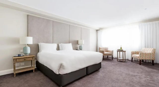 Люкс с видом на сад Miramare Gardens Boutique Accommodation