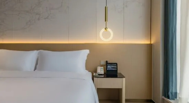 Люкс The Skytel Hotel Shenzhen Central Park