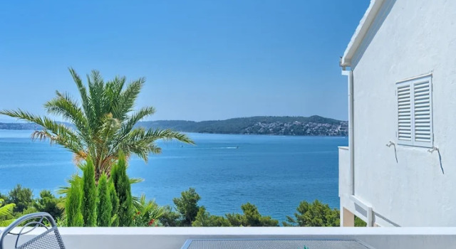 Апартаменты Apartment Lozovina - Panoramic Sea View