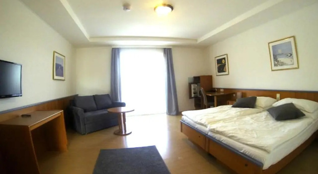 Двухместный номер Standard с балконом Sporthotel Podersdorf