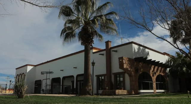 Hotel Hacienda, Rezervovat Hotel Hotely v Chihuahua s parkováním, Parkování