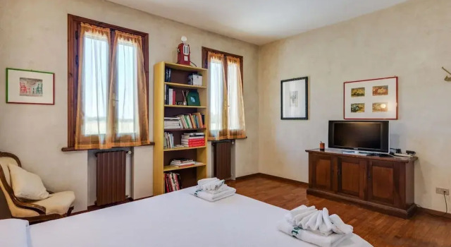 Belvilla by OYO Holiday home in Castelbelforte, Prenota Villa Castelbelforte 