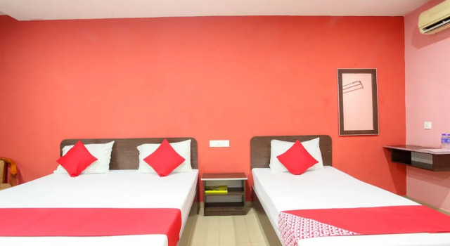 Люкс Superior OYO 89539 Hotel Siswa