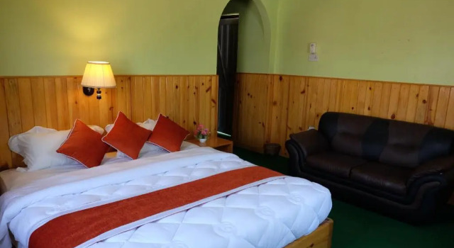 Двухместный номер Deluxe с видом на горы New Pokhara Lodge - Pokhara Lakeside