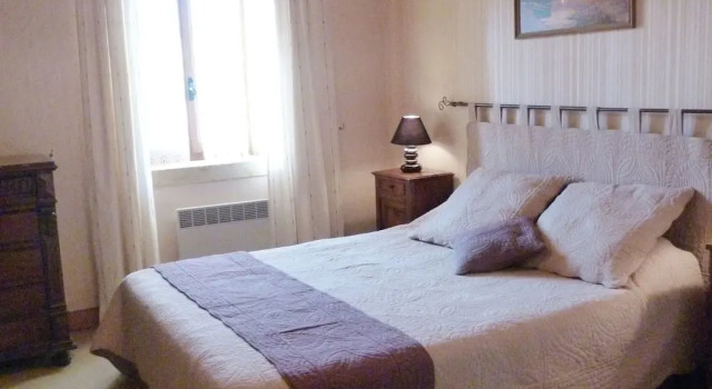 Chic Holiday Home in Siorac-en-perigord With, Rezervasyon Tatil Evi Monplaisant 