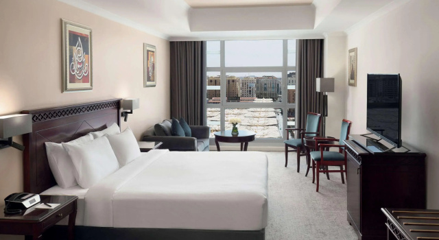Отель Anwar Al Madinah Mövenpick