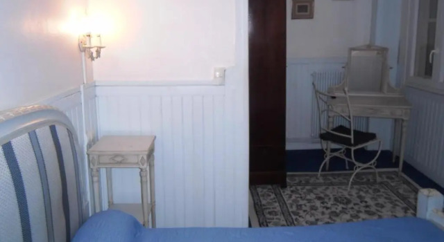 Номер Comfort Hôtel des Arceaux