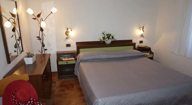 Lovely Semi-detached Villa With Private Garden in Lignano Riviera by Beahost, Забронировать Вилла Линьяно-Ривьера Линьяно-Саббьядоро