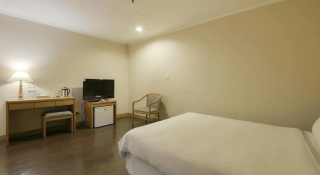 Двухместный номер Economy c 1 комнатой Back Home Hotel