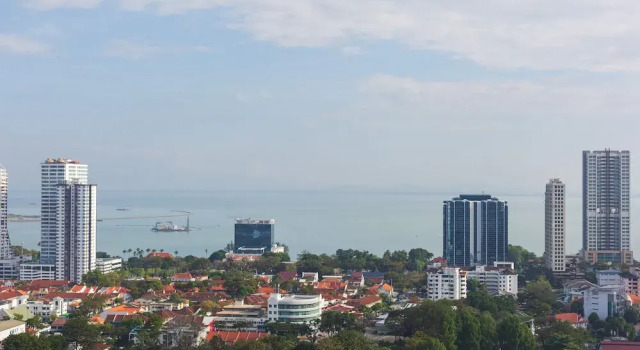 Tropicana 218 Macalister Snooker 3bedrooms by KS, Varaa Hotelli Hotellit Pulau Pinang pysäköinnillä, Pysäköinti