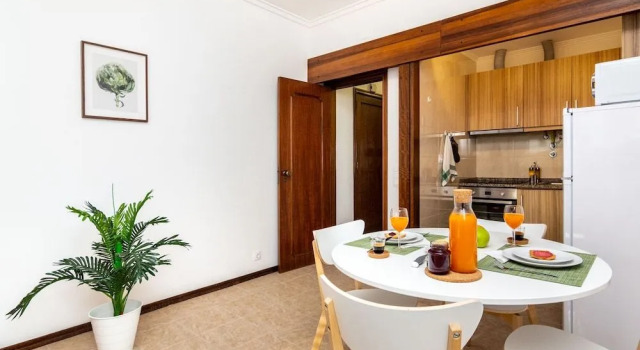 Estefânia Deluxe Apartment, Забронировать Апартаменты/квартира Арроюш Лиссабон, рядом с Станция метро Sao Sebastiao — Проспект Герцога Авила