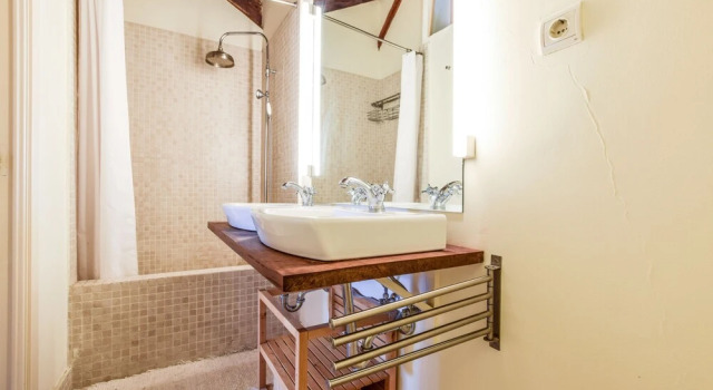 Room To Rent Duque de Alba, Забронировать Отель Мадрид Провинция Мадрид, рядом с Дом-музей Лопе де Вега