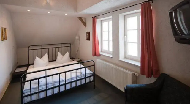 Gästehaus Nikolai, Book Hotel 3-stjernede hoteller i Luther Trail, 3*
