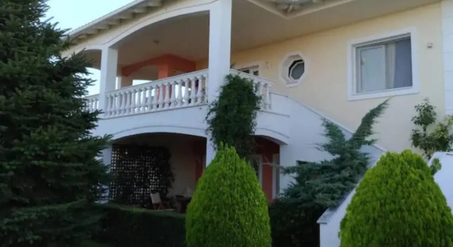 Коттедж Luxurious Garden House Between Aegean & Olympus