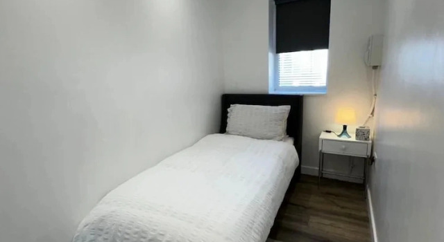 House Sleeps 6 Garden
