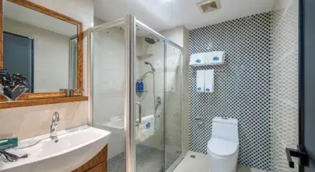 Люкс Shark Video Hotel (Qingyuan Shunying Times Square Yiwu Commercial City Branch)