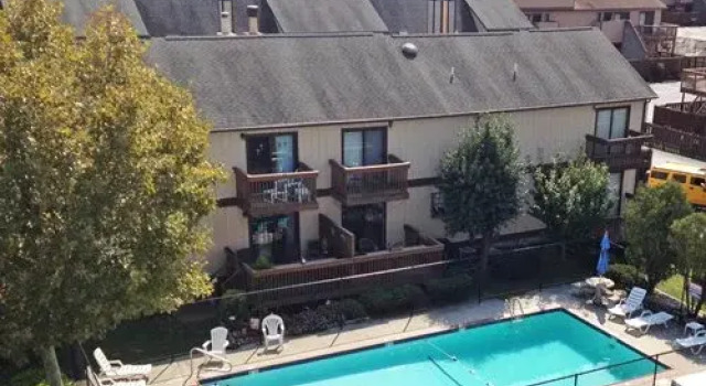 The Quarters at Marlin Cove, Rezerwuj Hotel Midtown 